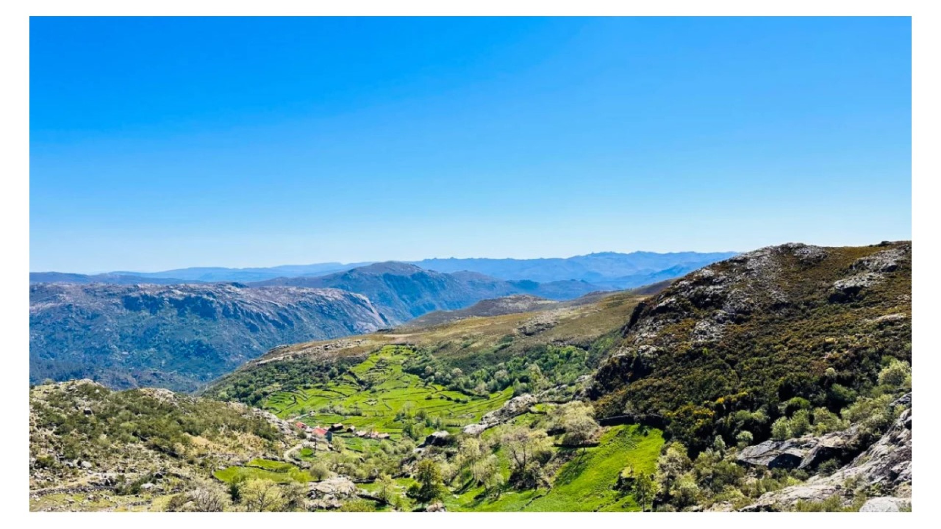 Montanhismo: Pico do Pedrinho
