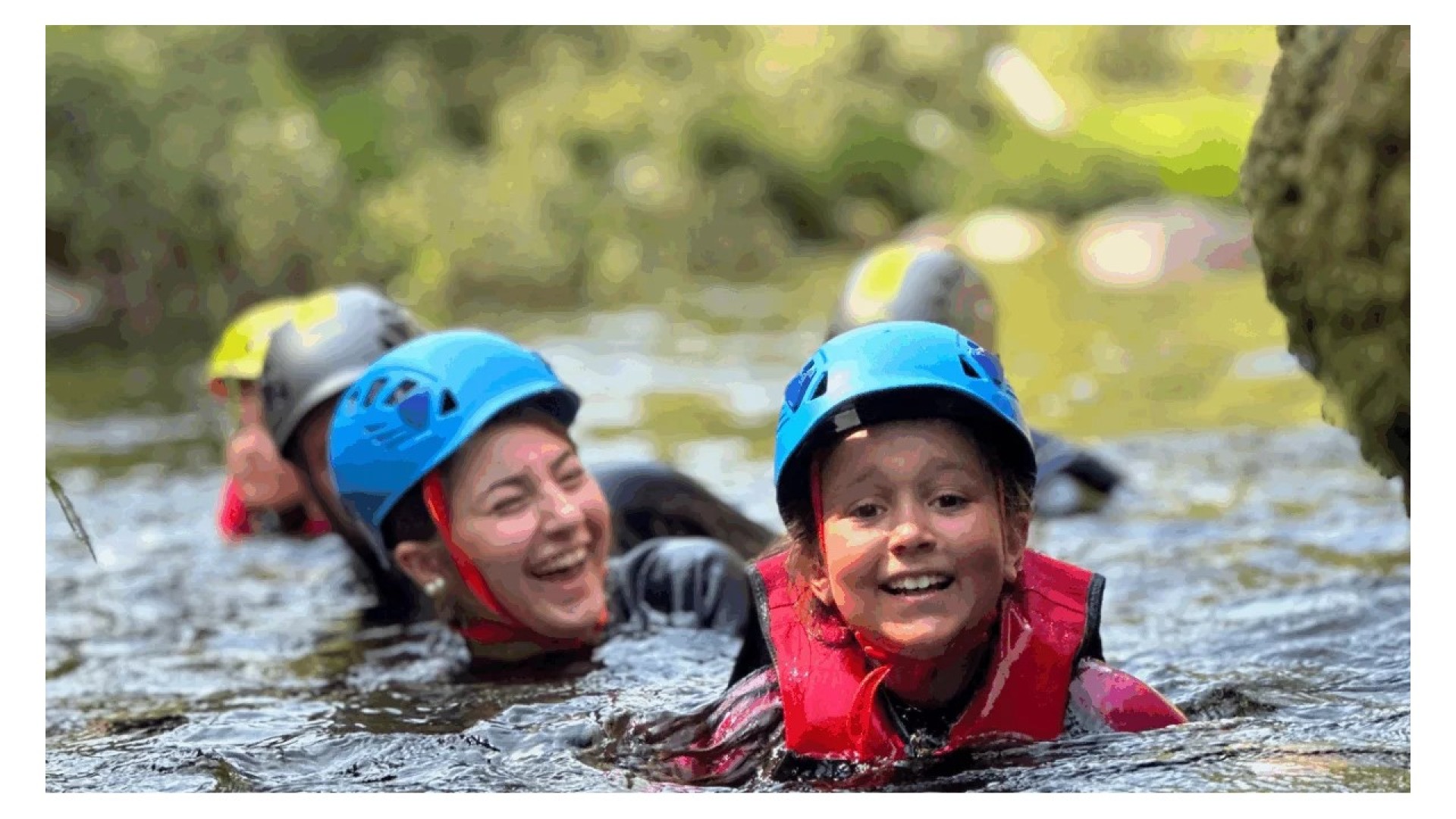 Rivertrekking / Soft Canyoning